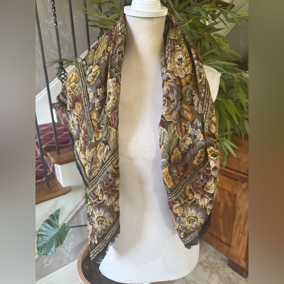 ECHO7 ladies, WOOL LAINE scarf very good condition beautiful fall colors - Picture 3 of 13